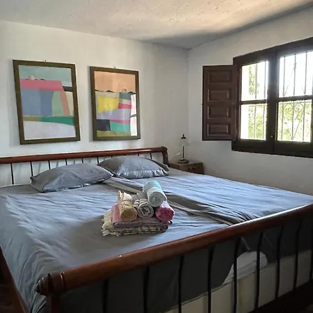 Vakantiehuis Toro Vista Casita - 1-2 Bedrooms Sayalonga